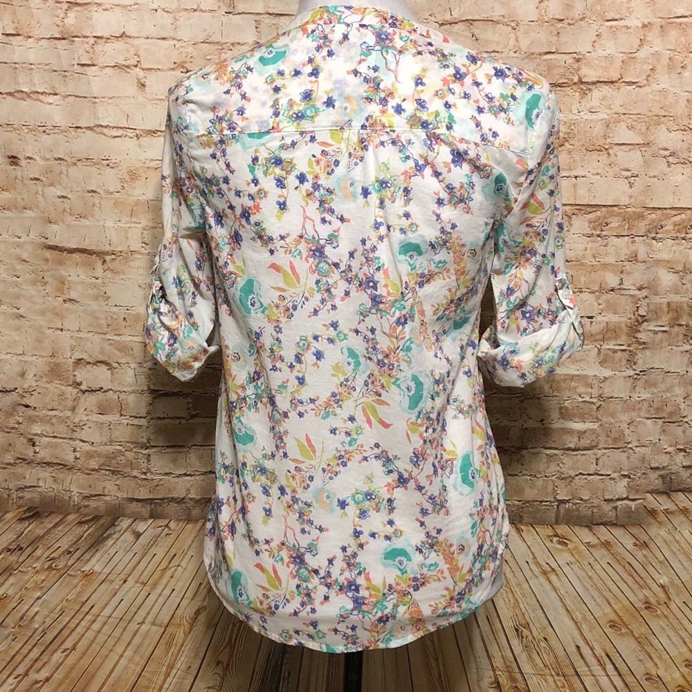 Lauren Conrad Floral Roll Tab Blouse - Picture 5 of 8